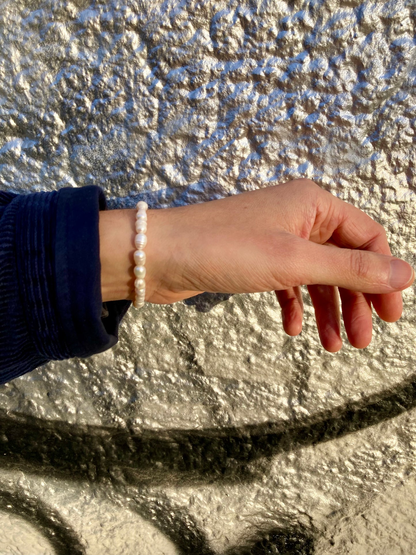 Men's Trendy Minimalist Black or White Freshwater Pearl Bracelet