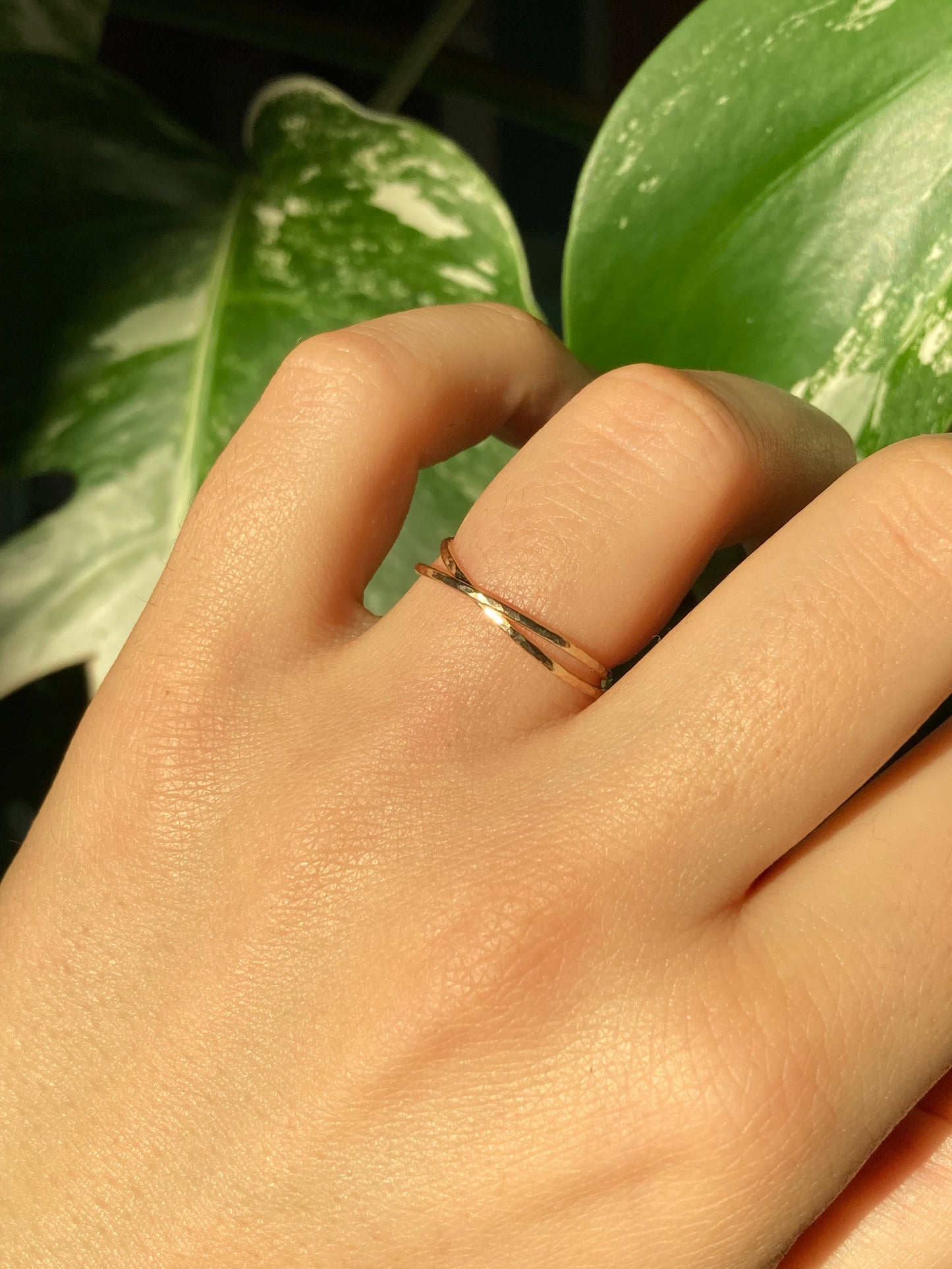 Handmade 9K Gold Fidget Ring with Two Interlocked Bands - Minimalist and Luxurious
