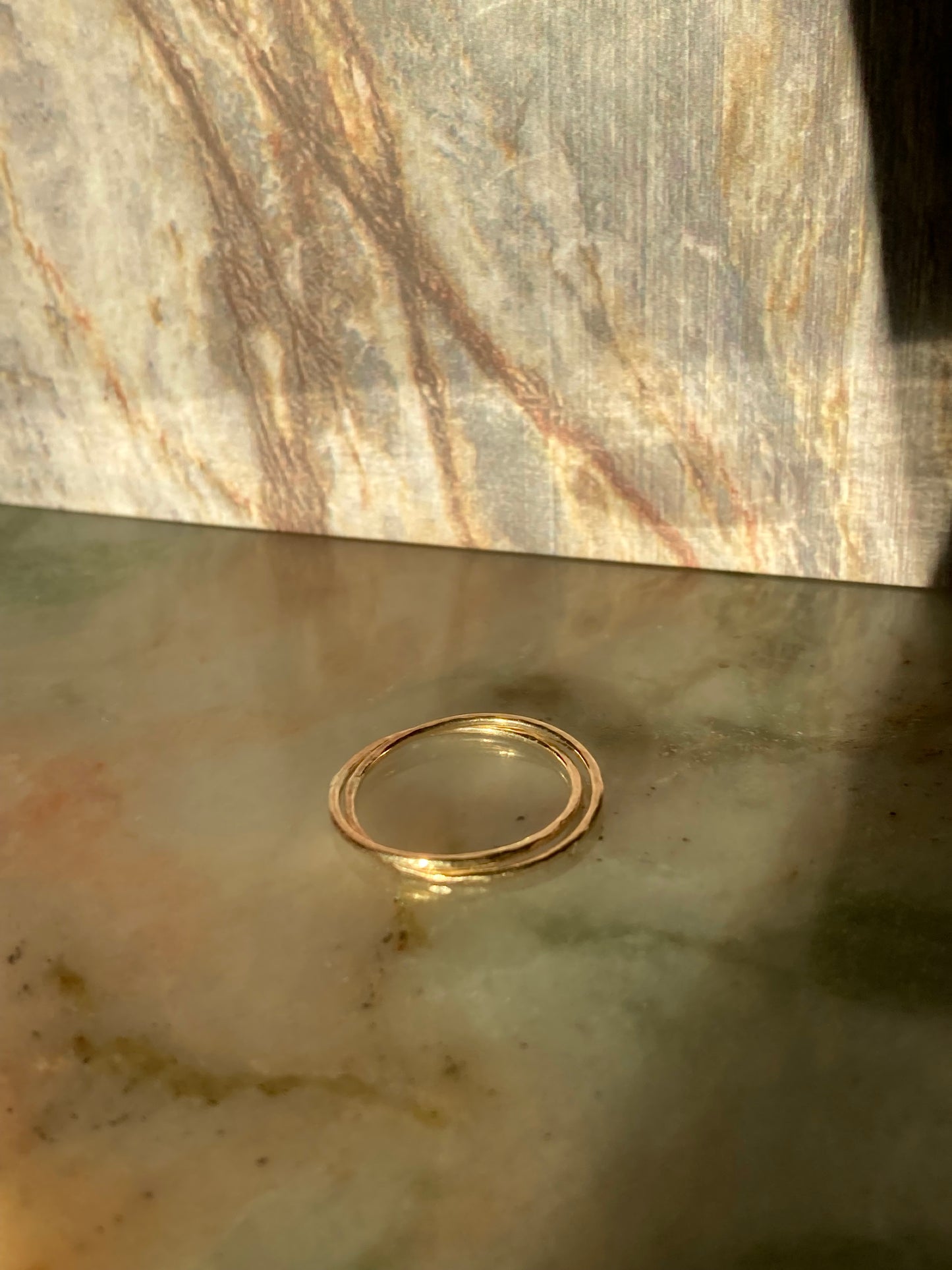 Handmade 9K Gold Fidget Ring with Two Interlocked Bands - Minimalist and Luxurious