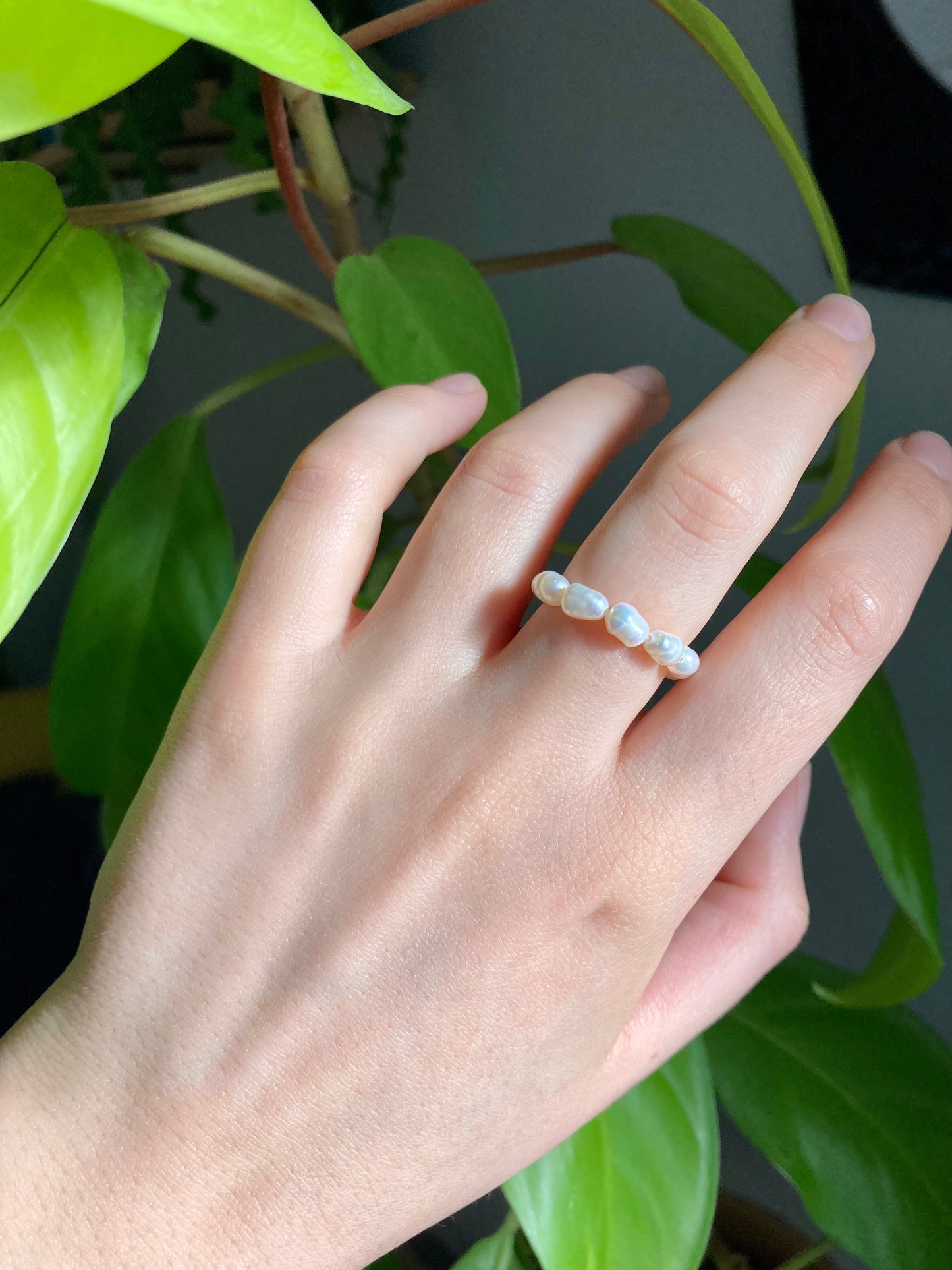 Elastic Fidget Ring with Natural Freshwater Pearls