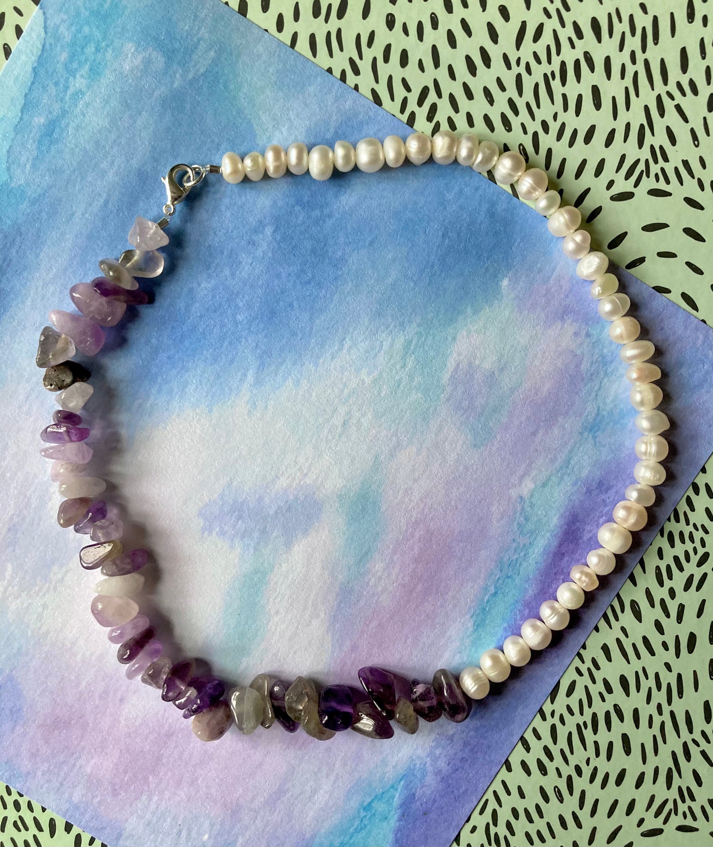 2-Side Choker in Natural Amethyst and Freshwater Pearls