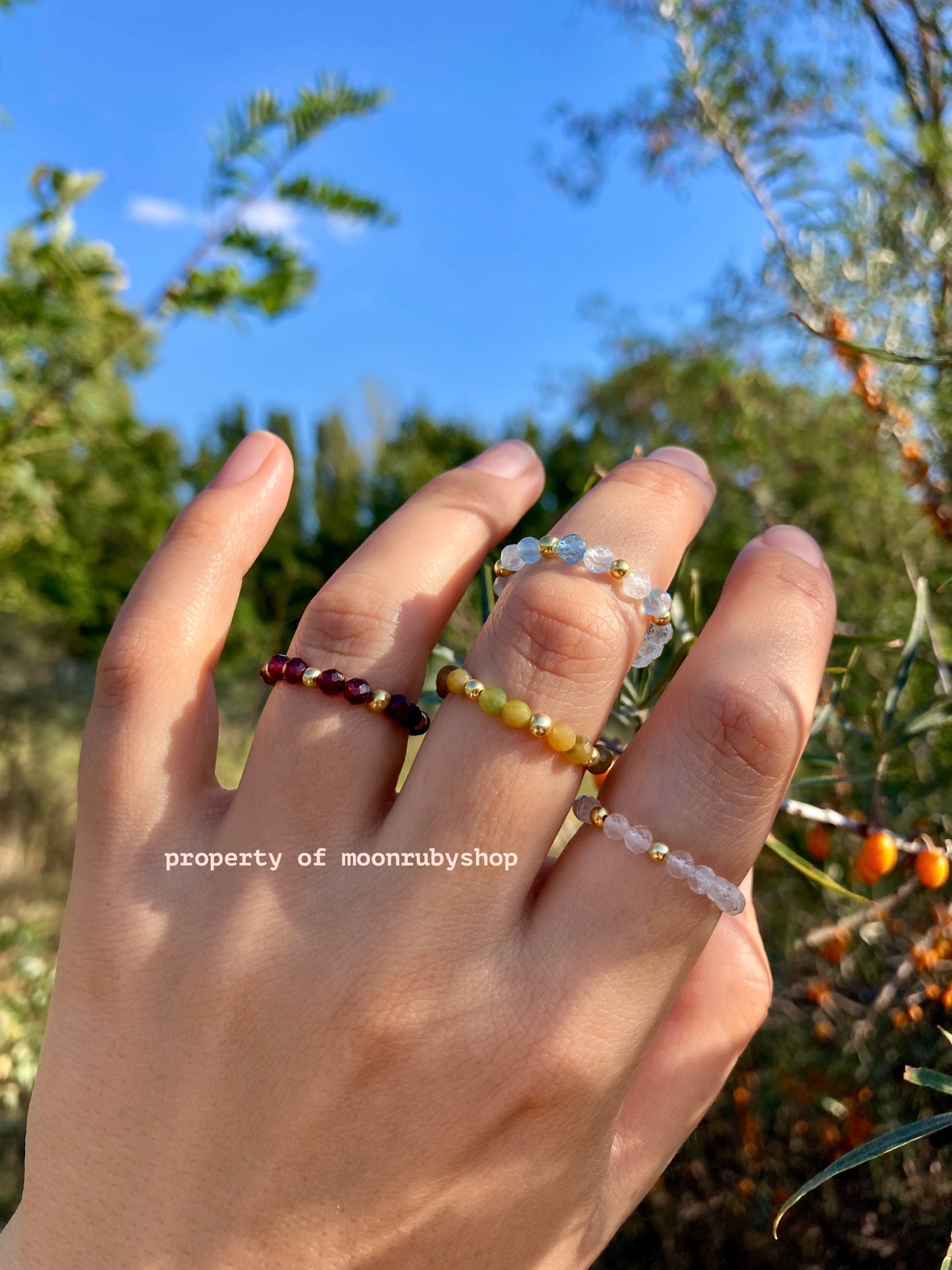 Elastic Worry Ring with Natural Faceted Gemstones and Gold-Plated 925 Sterling Silver Beads – Handmade, Calming, and Minimalist