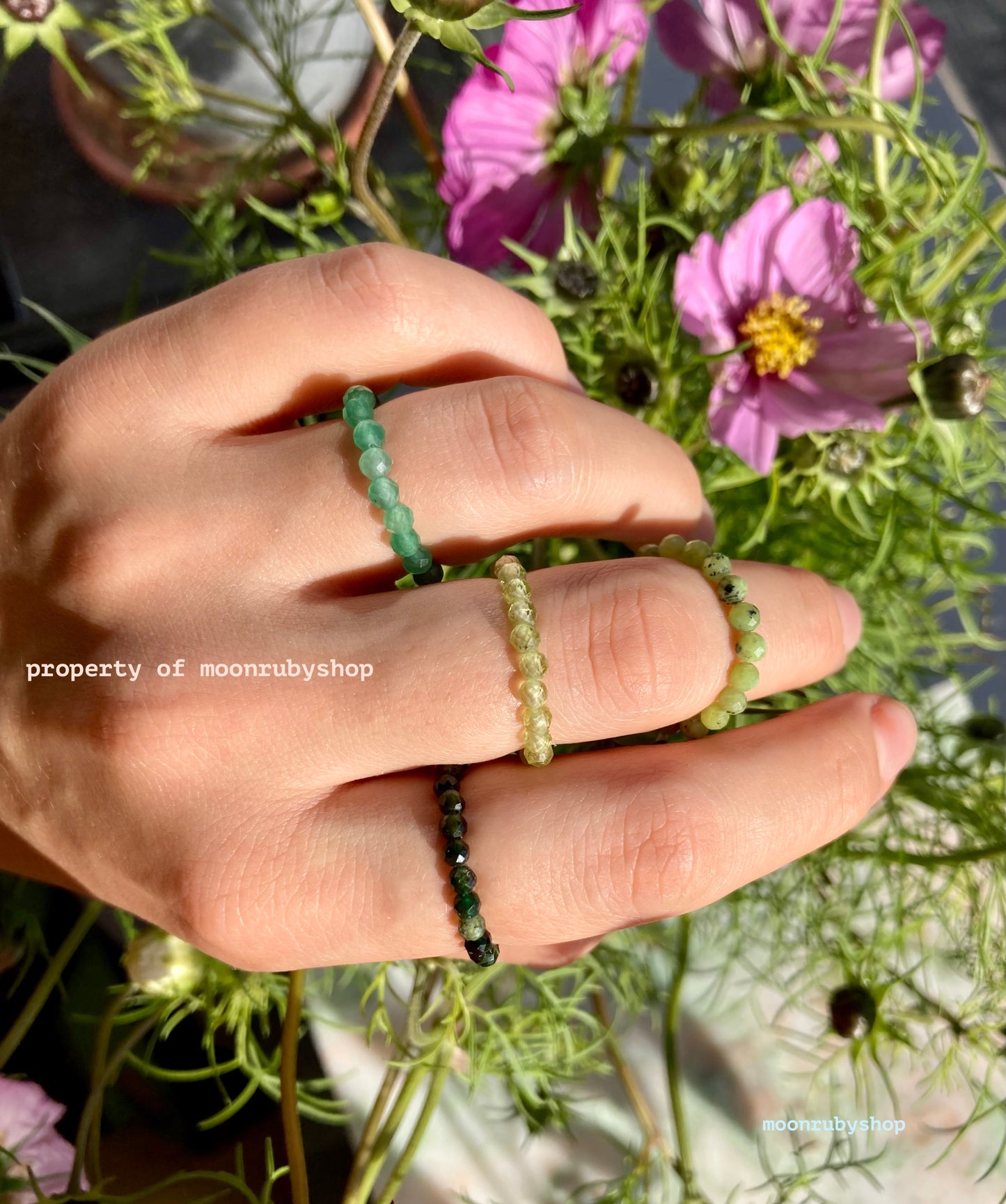 Elastic Fidget Ring Made of Natural Faceted Gemstone Beads (Aventurine, Amazonite, Citrine and more)