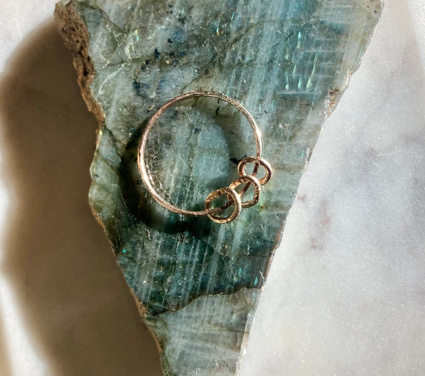 Handmade 9K Gold Fidget Ring – Hammered Tactile Anti Anxiety Jewelry in Solid Recycled Gold