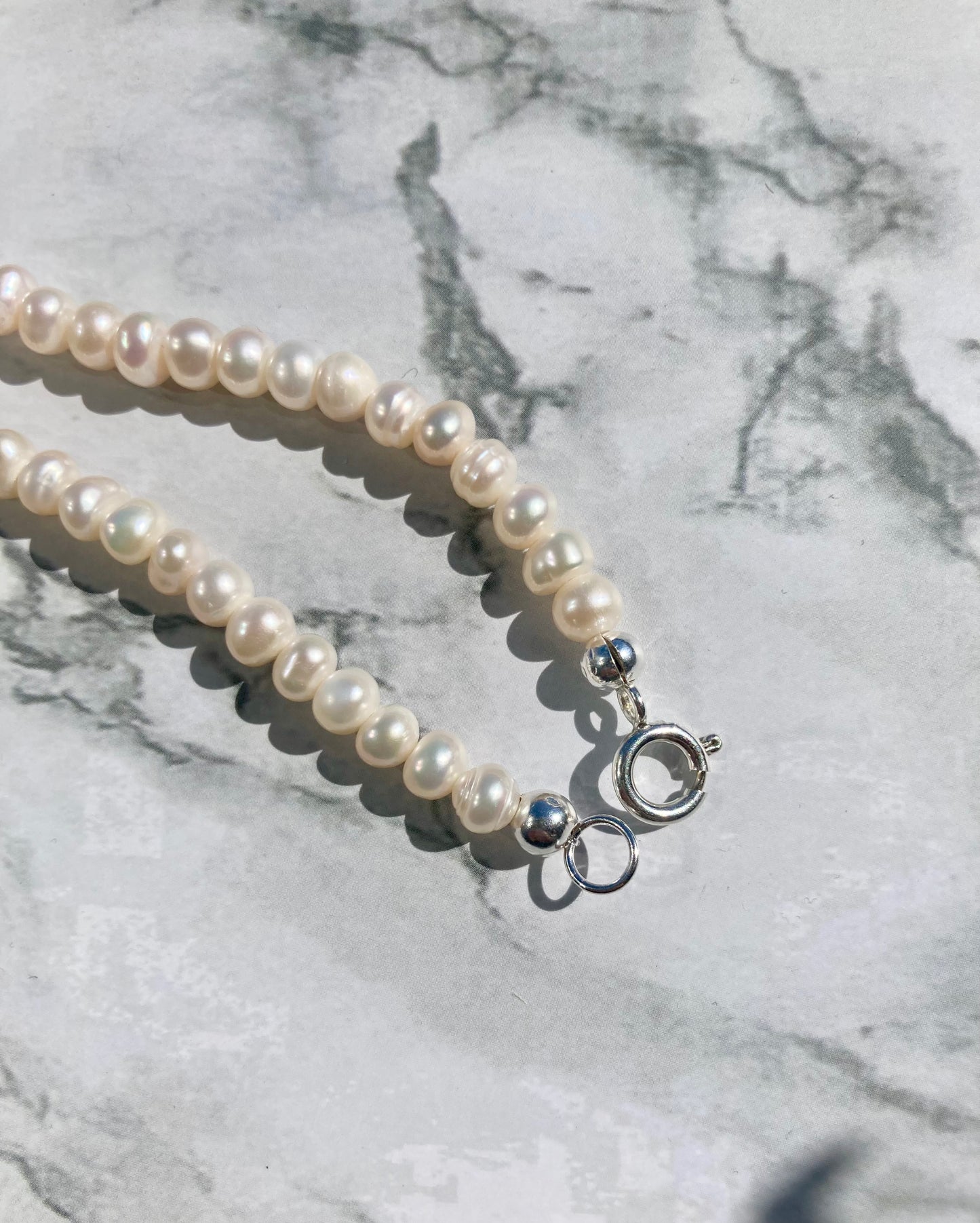 Freshwater Pearl Choker Necklace with Rose Quartz Heart Pendant and Sterling Silver Clasp
