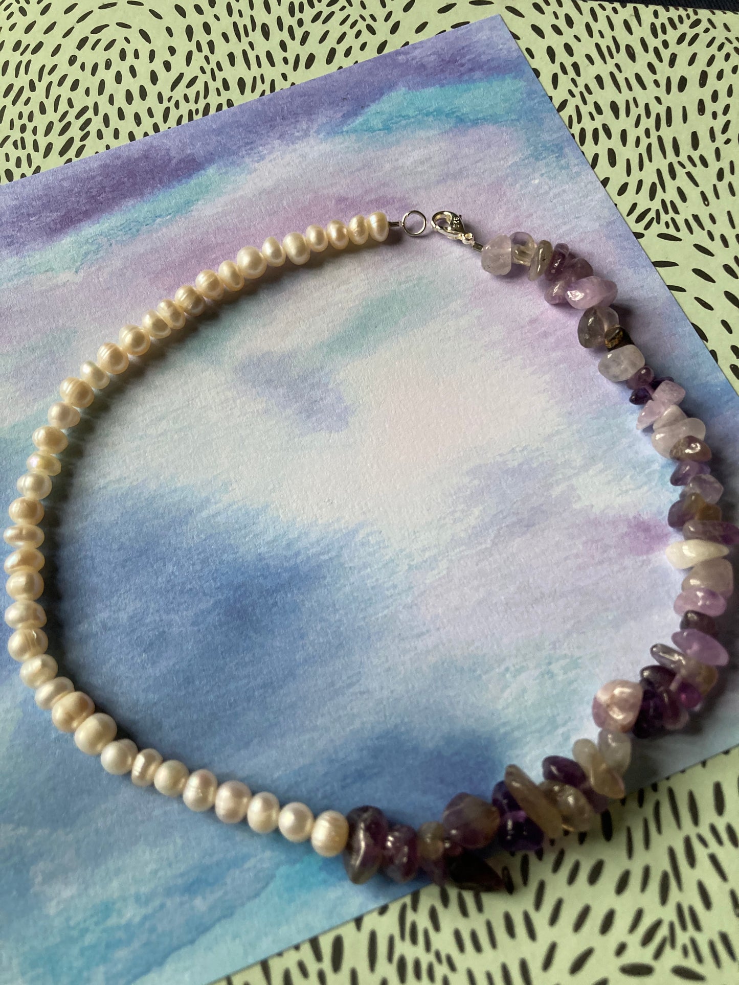2-Side Choker in Natural Amethyst and Freshwater Pearls