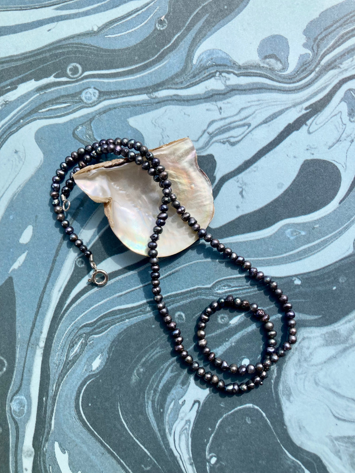 Luxurious Minimalistic Necklace in Tiny Round Black Freshwater Pearls