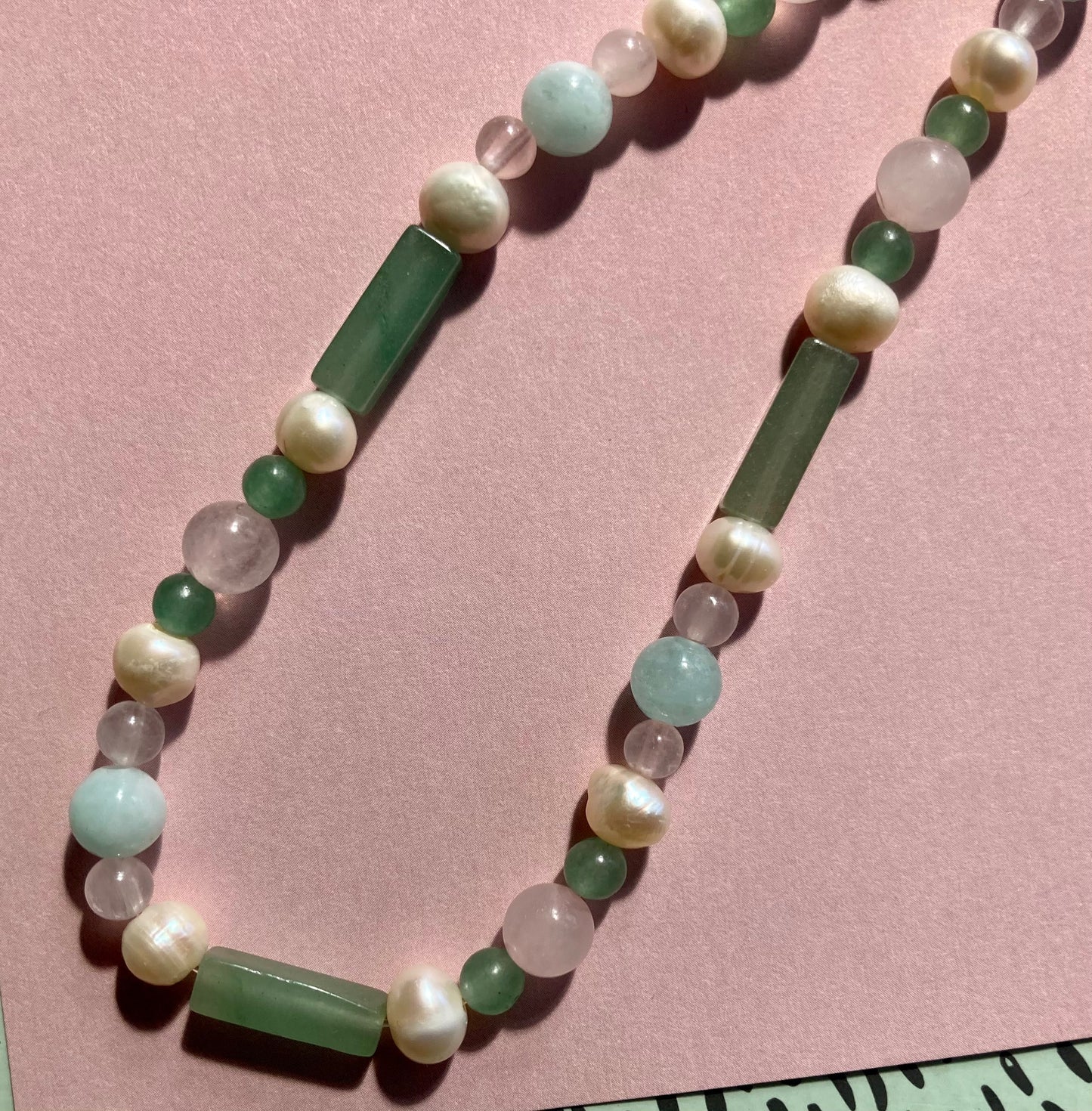 Candy-like Pastel Green Aventurine Gems and Pearls Choker